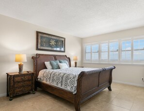 Primary Bedroom -King Bed