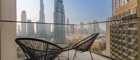 Beautiful holiday rental with stunning Burj Khalifa views in Downtown Dubai