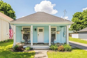 Exterior: Parking in driveway or on street.