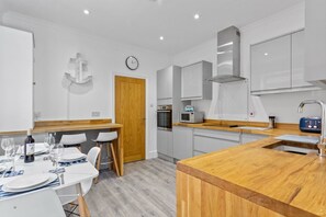 Kitchen with dining table