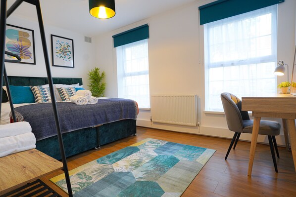 Master bedroom 2
