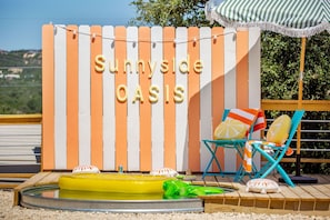 Sunnyside Oasis: Heated Cowboy Pool