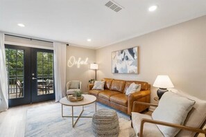 Living Room facing Patio 