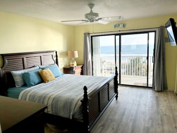 Master bedroom w/private balcony and direct ocean view located on 2nd floor