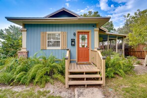 Cottage Exterior | Off-Street Parking | Keyless Entry