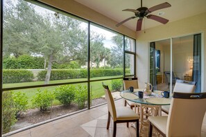 Screened-In Patio | Dining Area