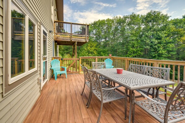 Meredith Vacation Rental | 3BR | 2BA | 1,800 Sq Ft | 1 Step to Enter