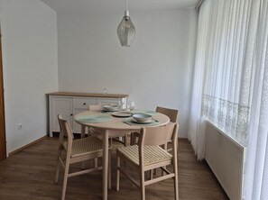 Ferienhaus (82qm) mit Küche und 2 Schlafzimmer