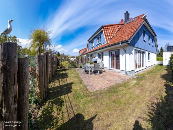 Ferienhaus Windflüchter: Süd-Seite.