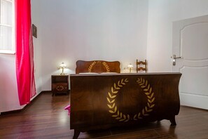Campiello studio Pink