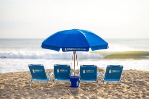 Complimentary Farmdog Umbrella Service - Umbrella (1) and Beach Chair (4) Service from 5/1/25 to 9/8/25
