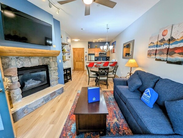 Fresh and contemporary ski condo in River Run Village