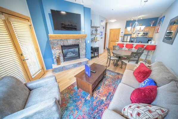 Perfect ski vacation getaway in River Run Village!