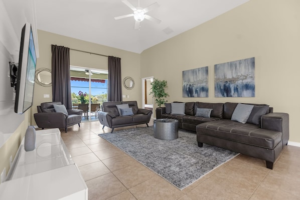 Spacious Group-Friendly Layout