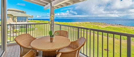 Kapalua Bay Villas #35B2 - Covered Dining Lanai & View - Parrish Maui