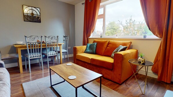 Flat 9 36 Station Road 08162023 121402