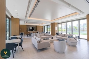 Sala de estar en el lobby