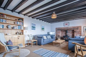 Windy Walls -  3 Bedroom Holiday Home - Rhossili (3705)
