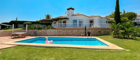 Modern Costa Del Sol Villa | 4 Bedrooms | Villa Mirador | Private Pool & Jacuzzi | Mijas