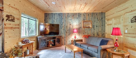 Pequot Lakes Vacation Rental | 2BR | 1BA | 1,400 Sq Ft | Step-Free Access