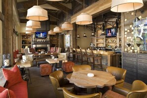 Enjoy all the fantastic on-site amenities and facilities.