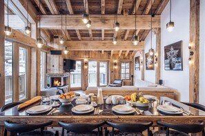 Modern kitchen for your gourmet home-cooked meals.