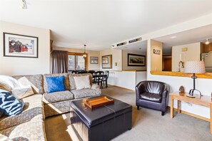 Living room with plenty of seating for everyone.