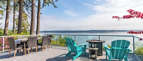An ocean view retreat.