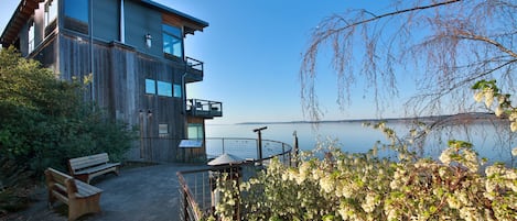 Welcome to Langley Waterfront Condo!