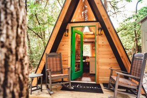 Enjoy time away the Green Getaway - nestled in the heart of Ohio!