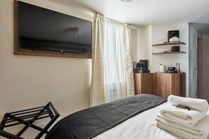 Chambre avec télévision