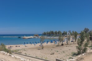 A minute walk down to Trinity Beach