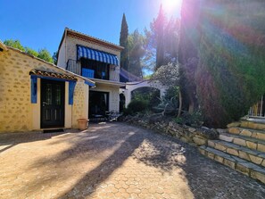 Extérieur maison de vacances [été]