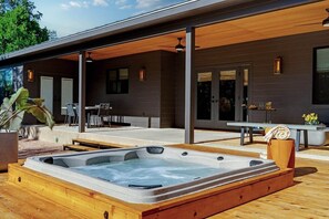 Private hot tub