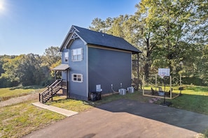 Basketball Hoop