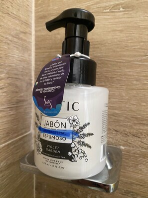 Bathroom amenities
