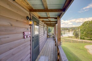 Cabin Exterior | Walk to Lake