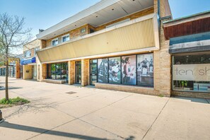 Exterior | Single-Story Studio | 2nd-Floor Unit