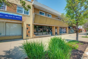 Property Exterior | Free Street Parking (First-Come, First-Served)