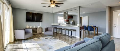 Las Vegas Vacation Rental | 4BR | 2BA | Step-Free Access | 1,629 Sq Ft