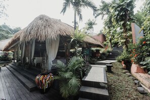 Esterni