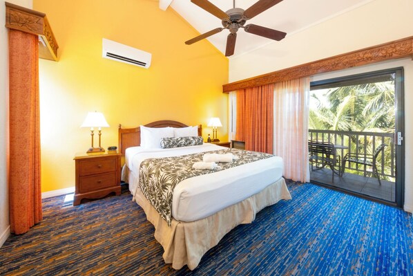 Unit with King size bed