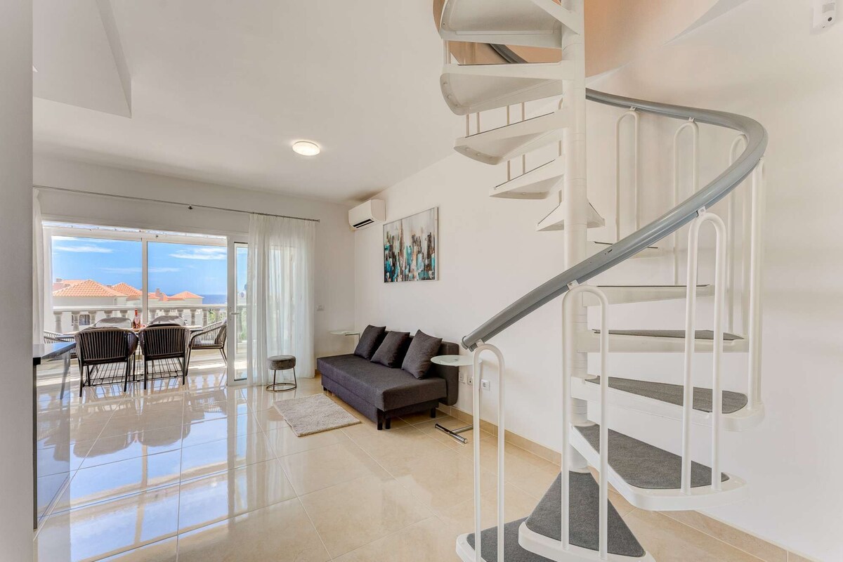 Sea & Green Golf View duplex Heated POOL