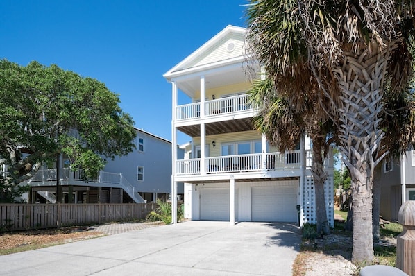 Third Row Kure Beach Rental Walk to Beach
