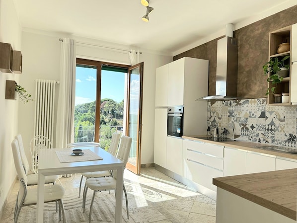 Kitchen with View.
