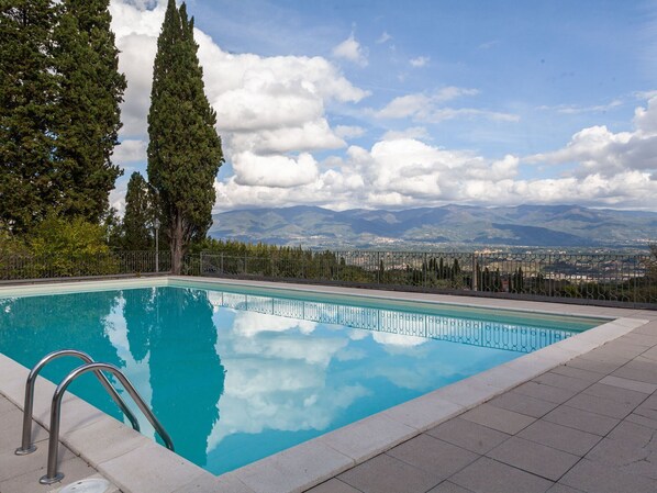 Piscine maison de vacances