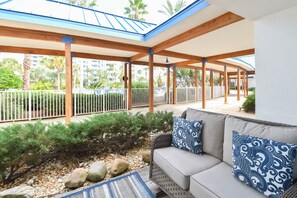 The Palms of Destin 3103 - Patio