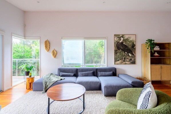 You can create an ideal place with these gorgeous art frames, plants, and ornaments.