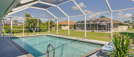 Cape Coral Vacation Rental | 3BR | 2BA | 1 Step to Enter | 1,600 Sq Ft