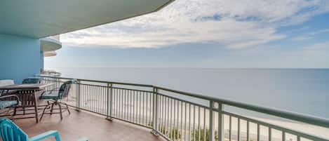 Gulfport Vacation Rental | 2BR | 2BA | Step-Free Access | 1,250 Sq Ft